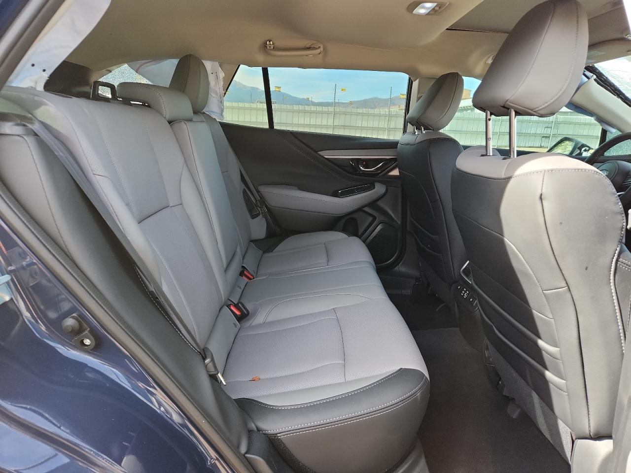 2025 SUBARU Outback