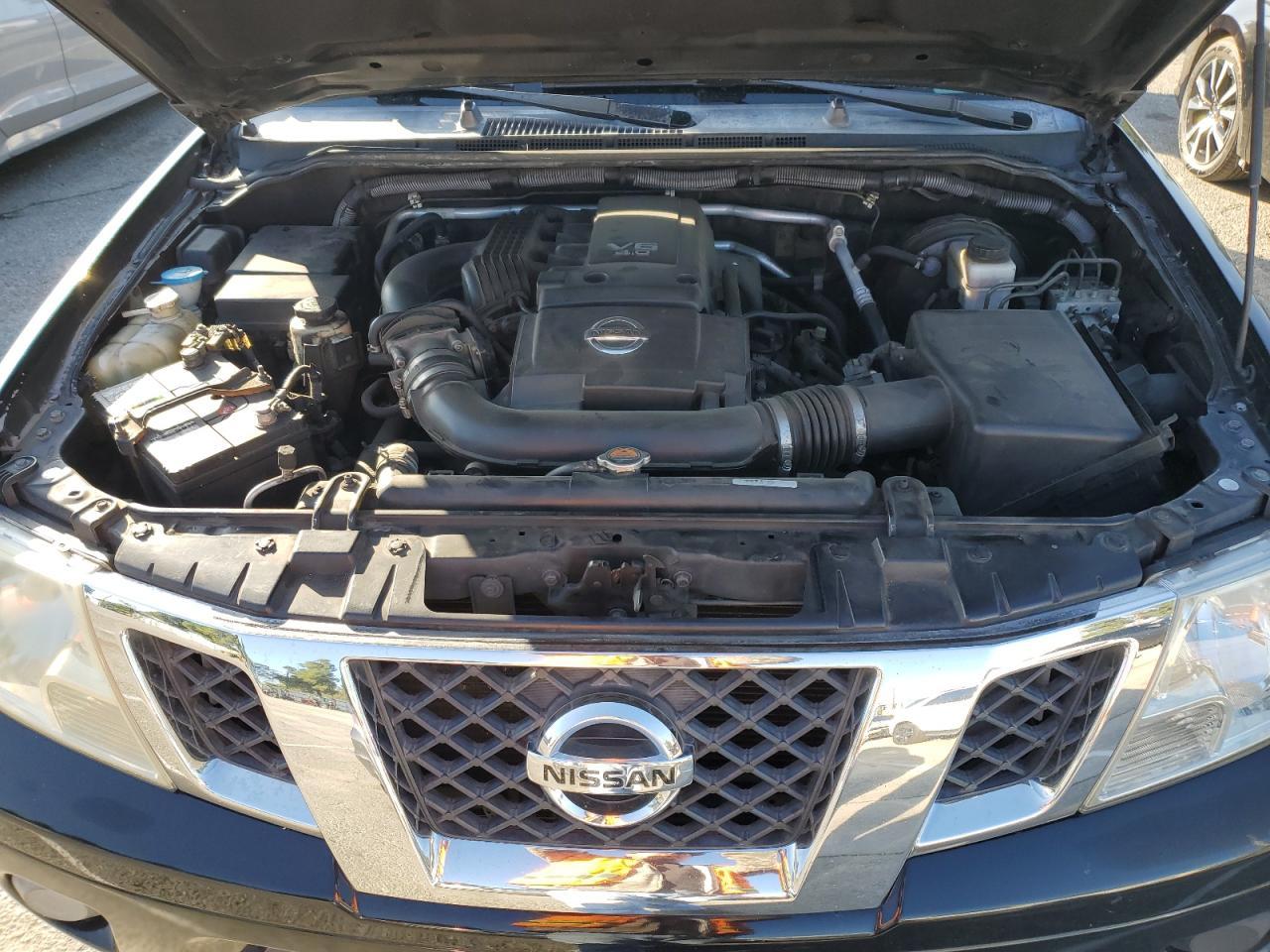 2012 NISSAN Frontier