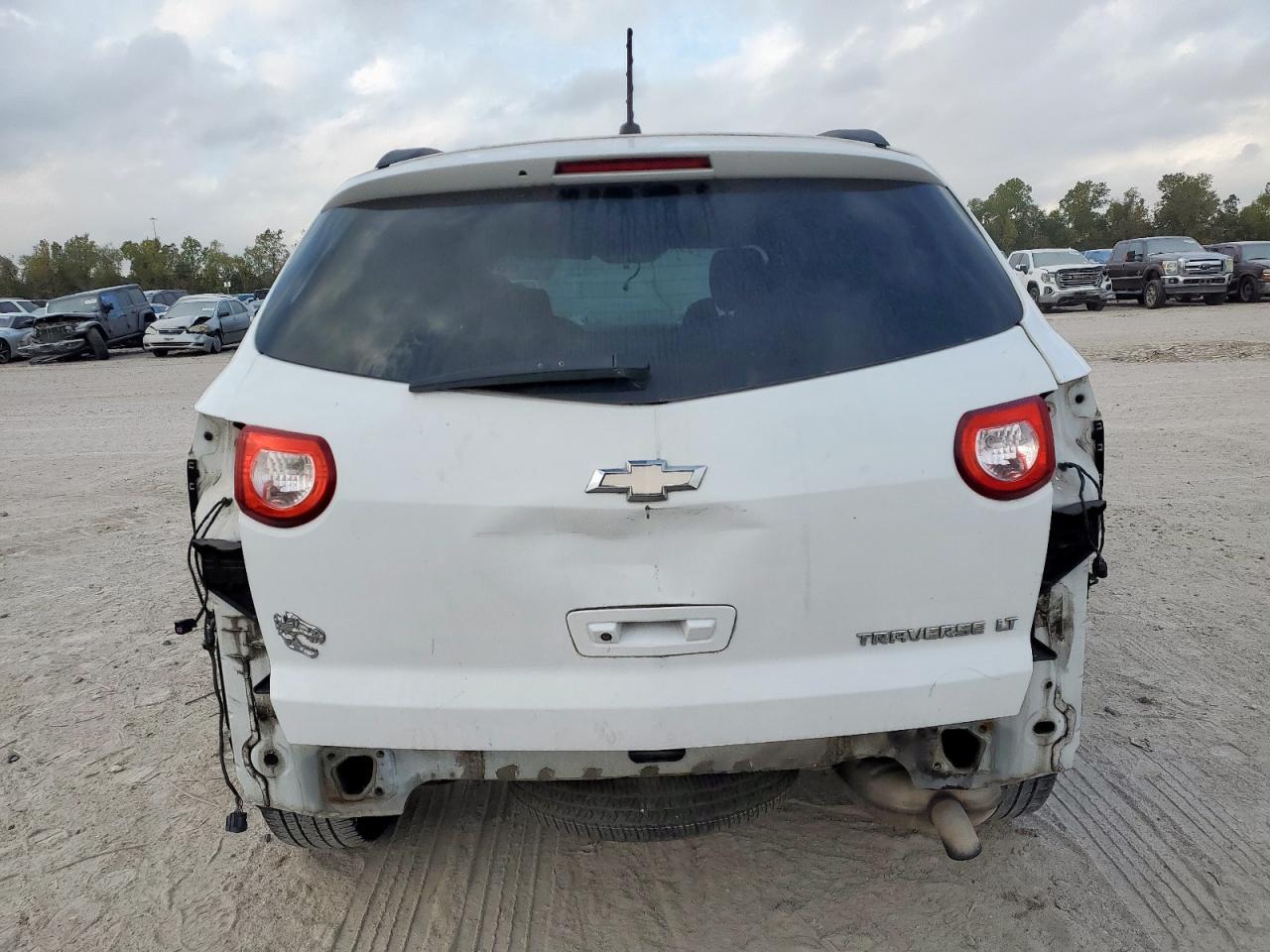 2010 CHEVROLET TRAVERSE