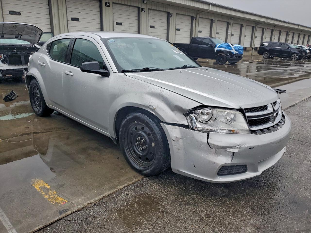 2011 DODGE Avenger