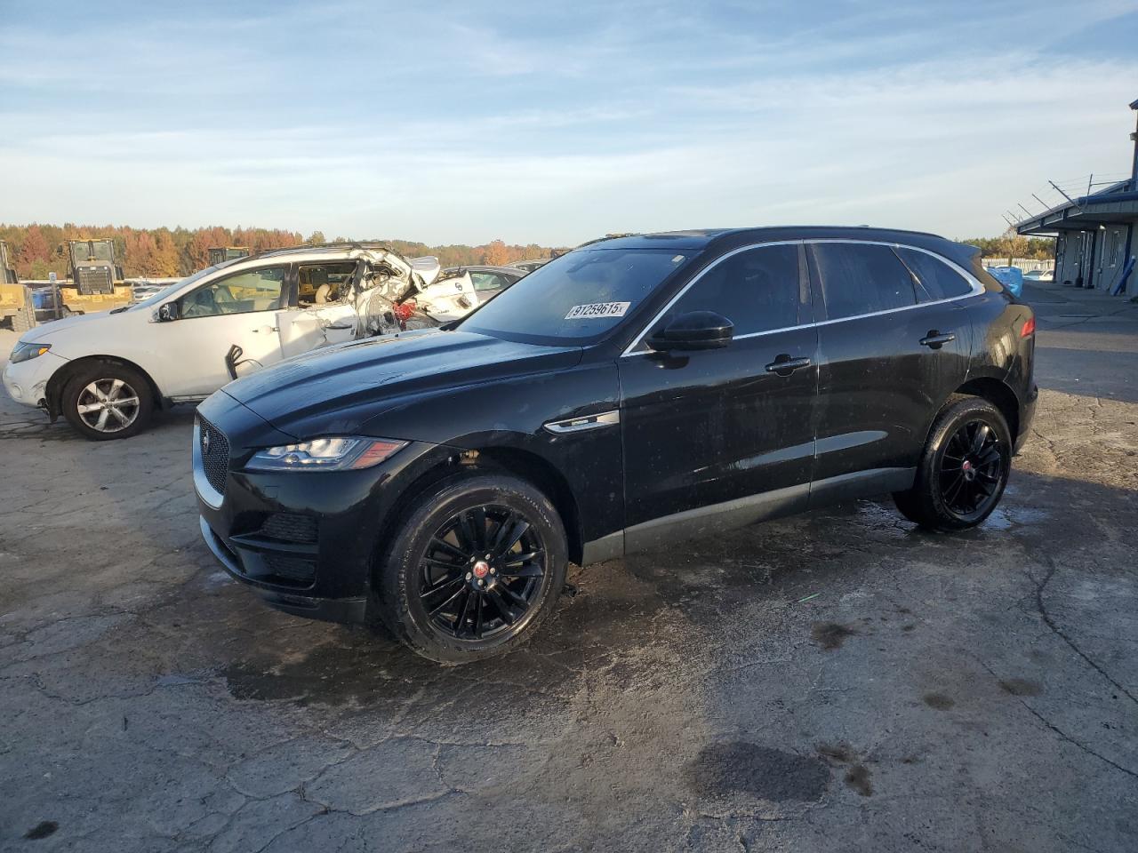 2017 JAGUAR F-Pace