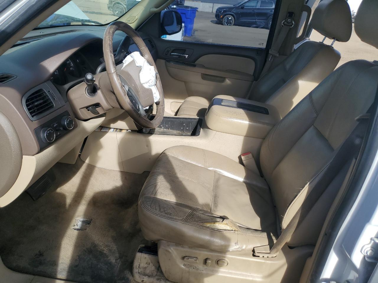 2010 CHEVROLET Tahoe