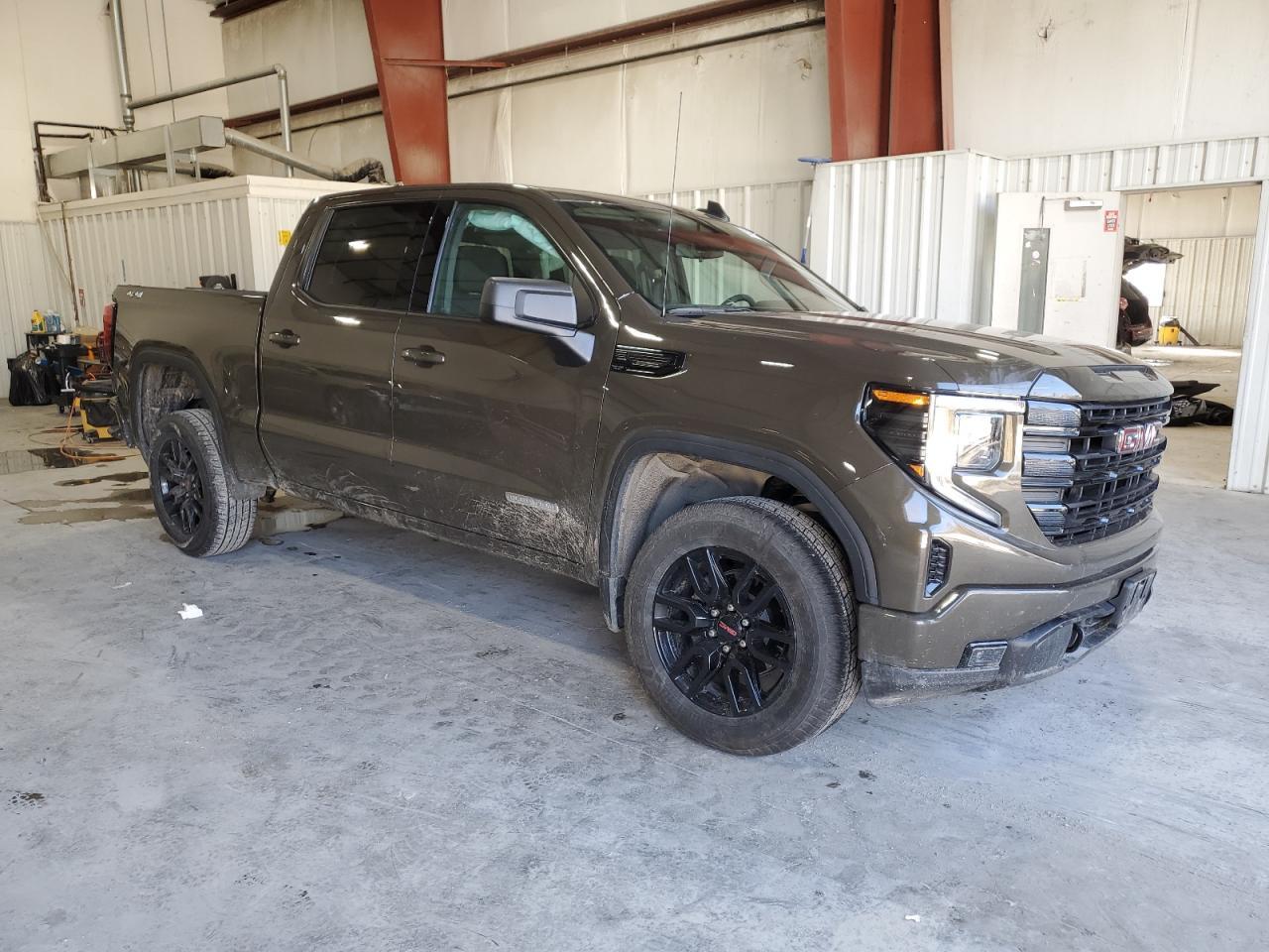 2024 GMC Sierra