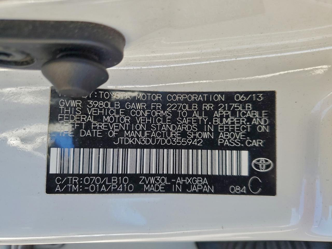 2013 TOYOTA PRIUS