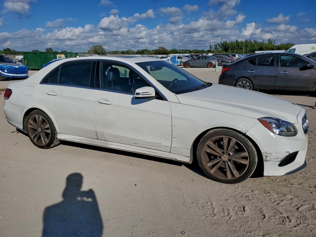 2014 MERCEDES-BENZ E-Class