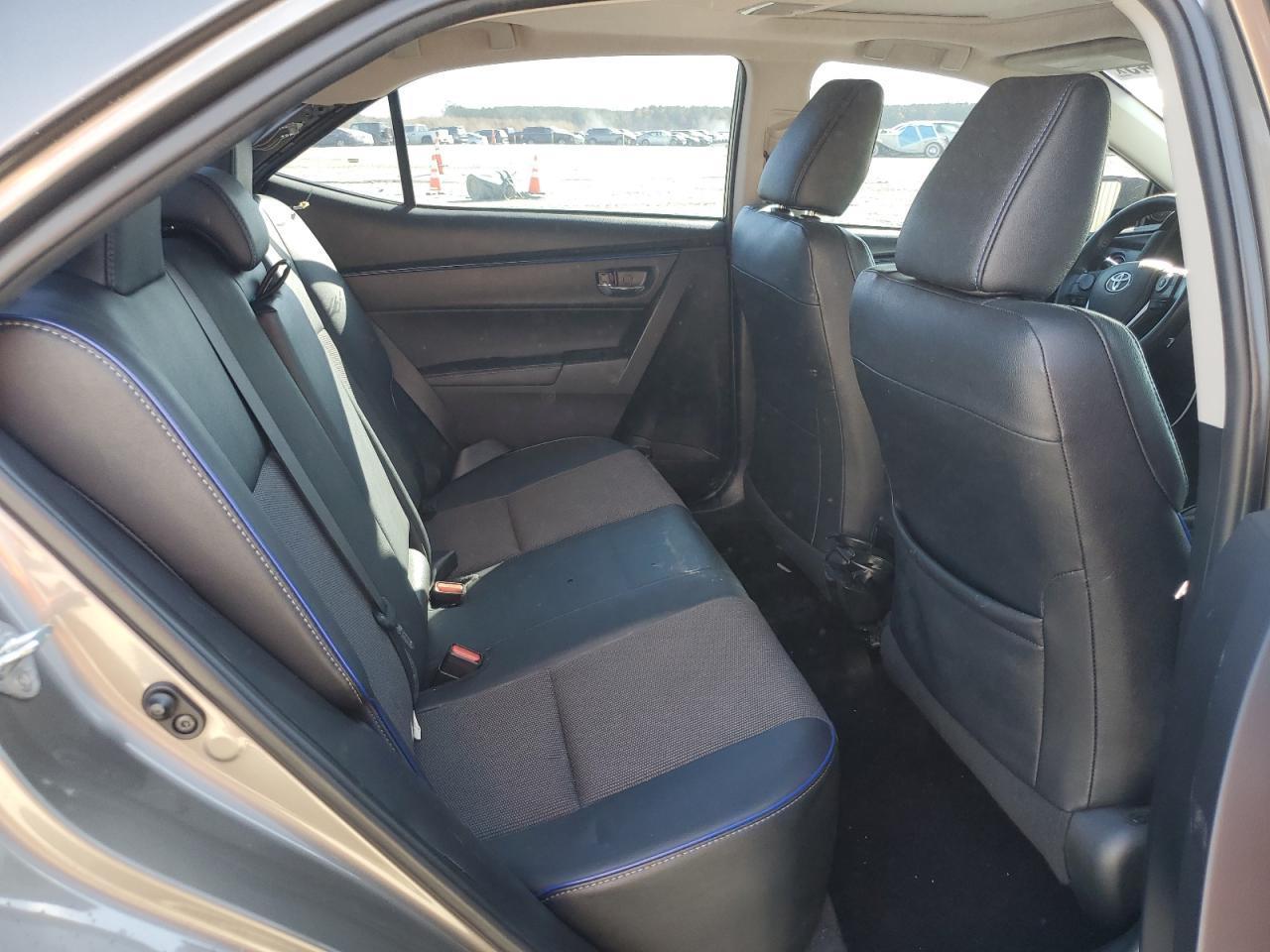 2017 TOYOTA COROLLA
