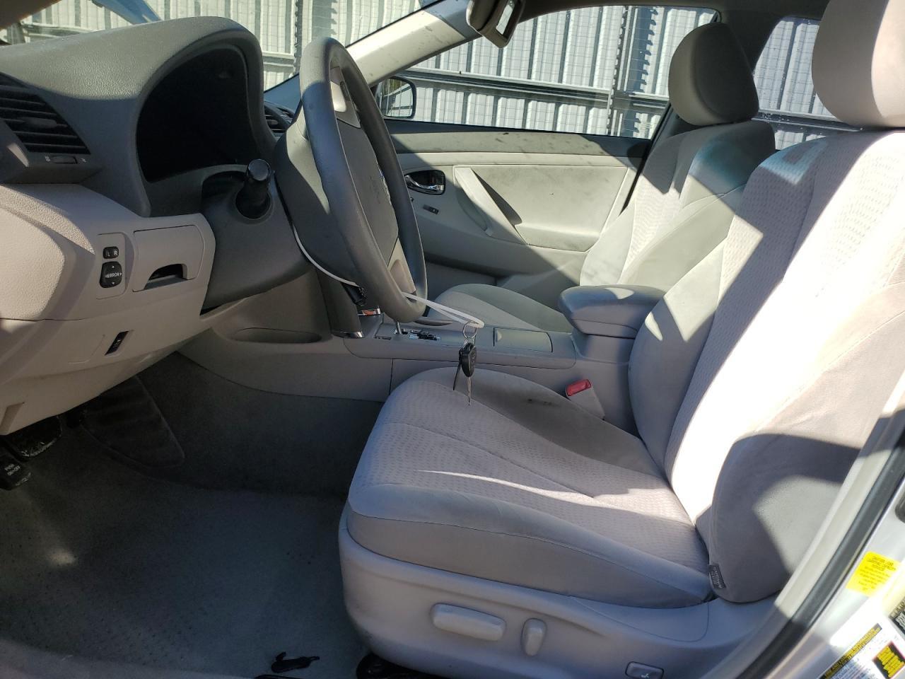 2011 TOYOTA CAMRY