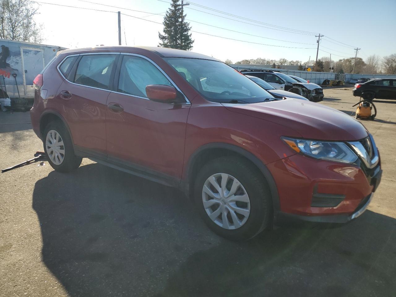 2017 NISSAN ROGUE