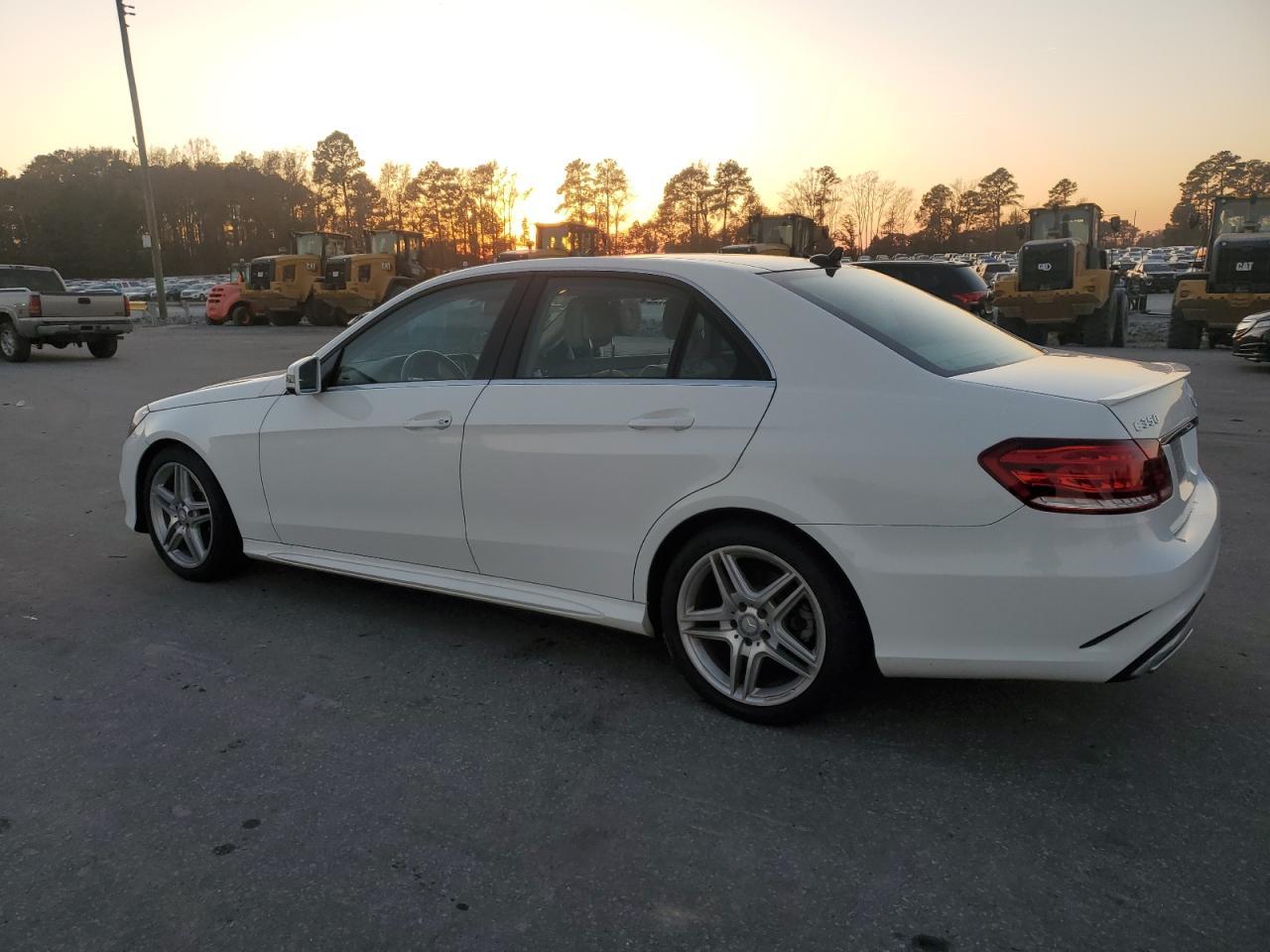 2014 MERCEDES-BENZ E-Class