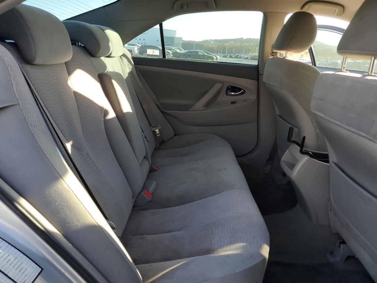 2011 TOYOTA CAMRY