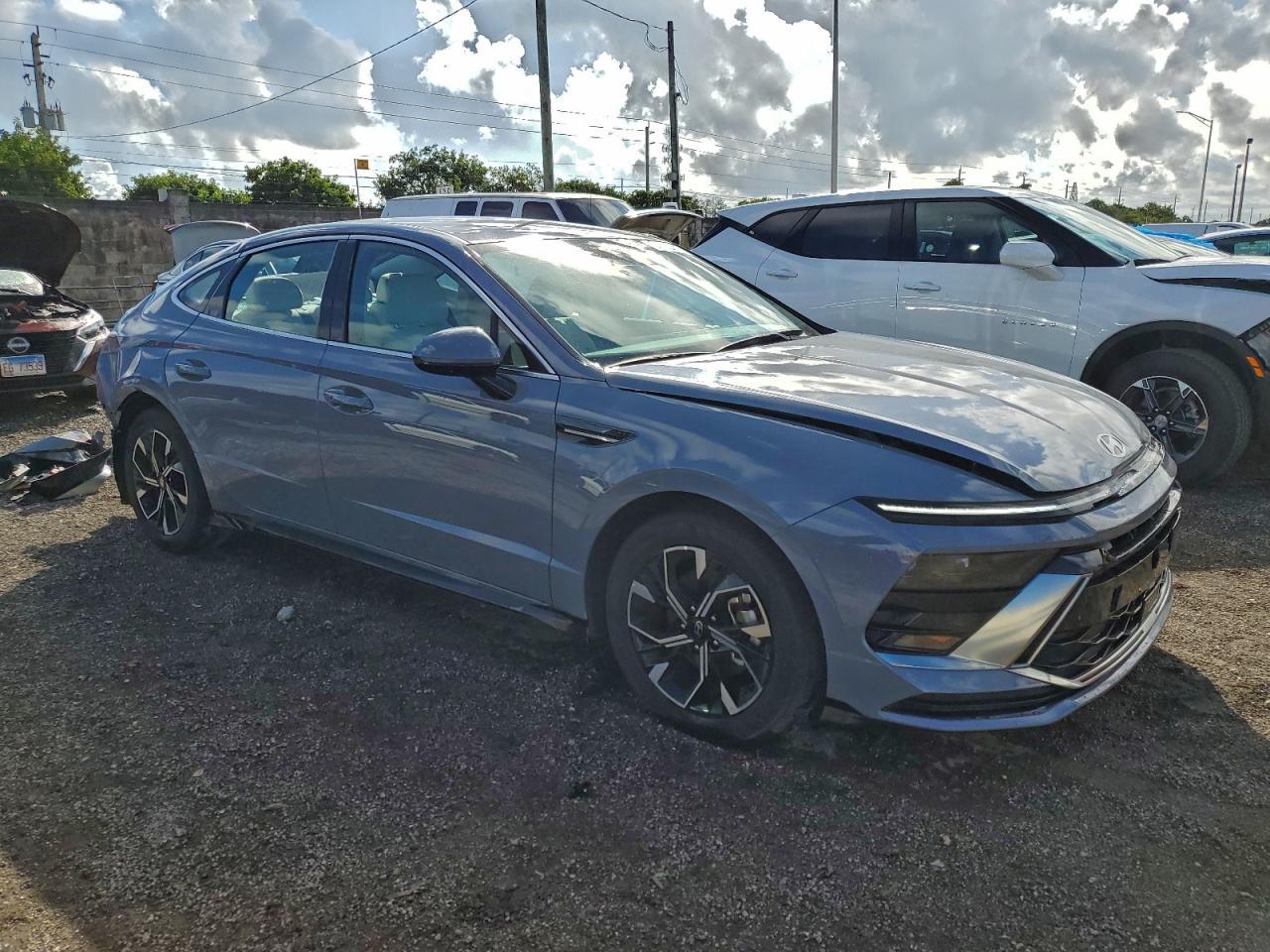2025 HYUNDAI SONATA