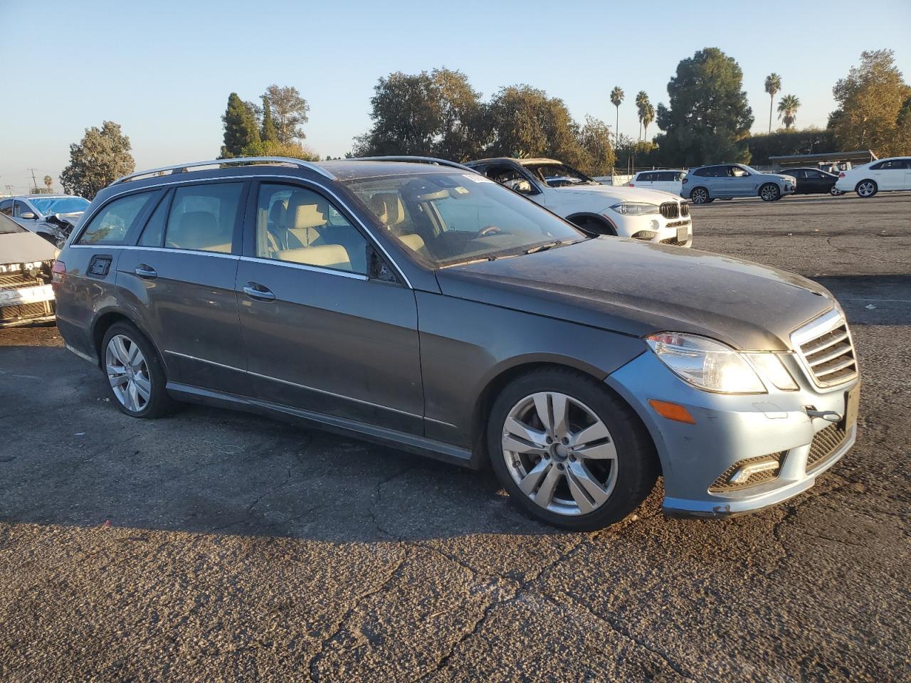 2013 MERCEDES-BENZ E-Class