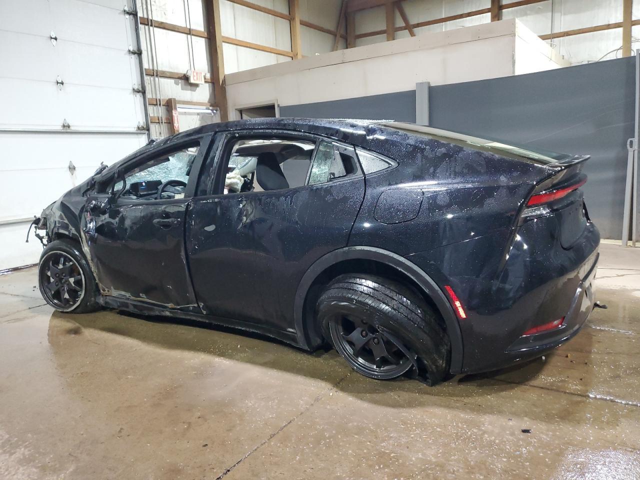 2025 TOYOTA PRIUS