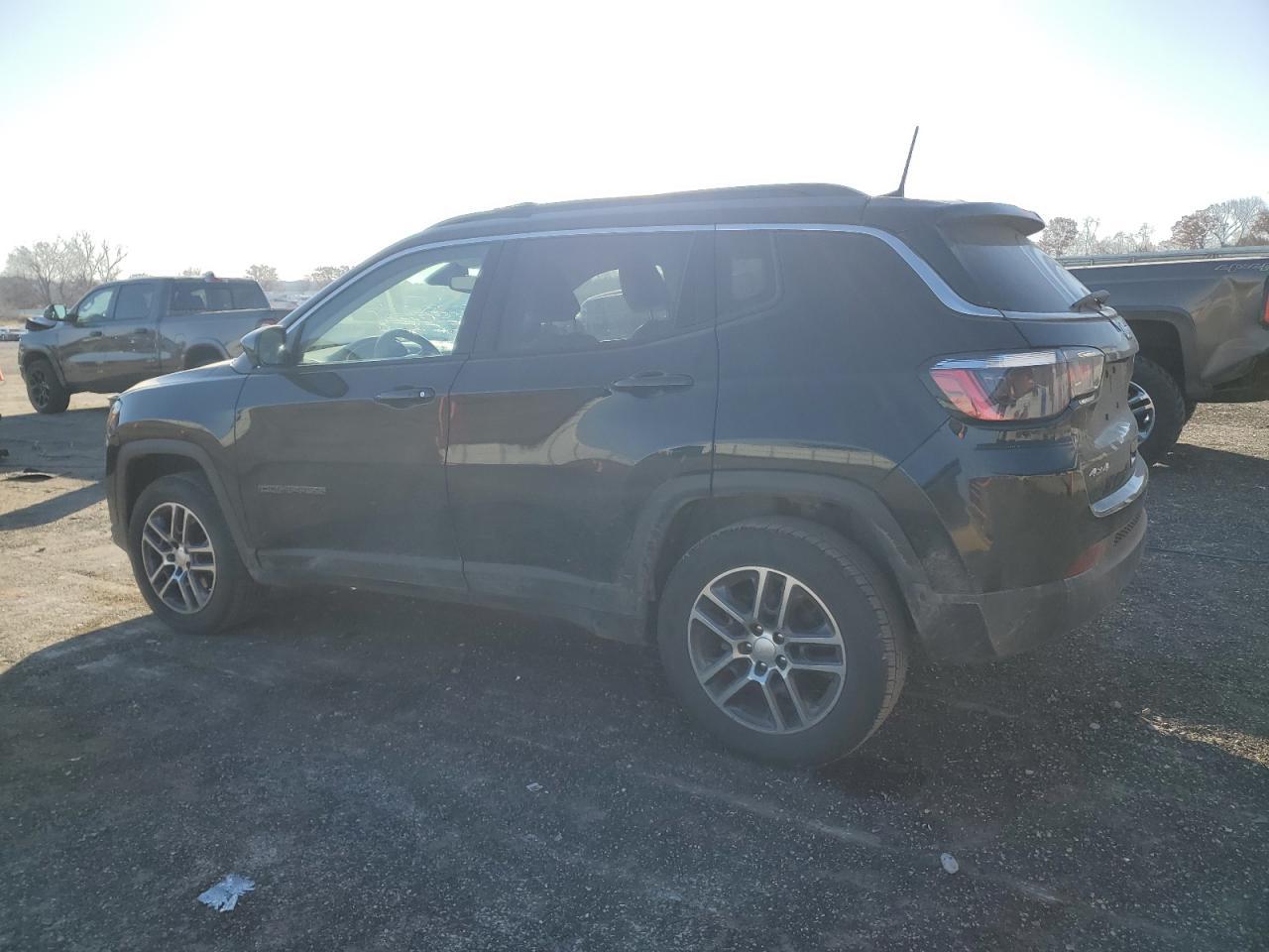 2017 JEEP Compass