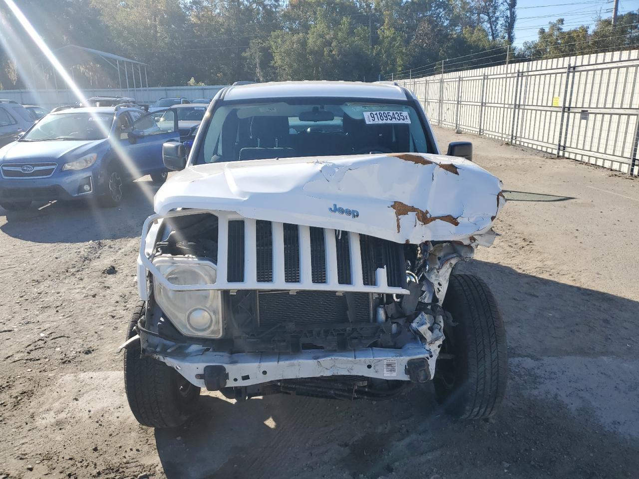2012 JEEP Liberty