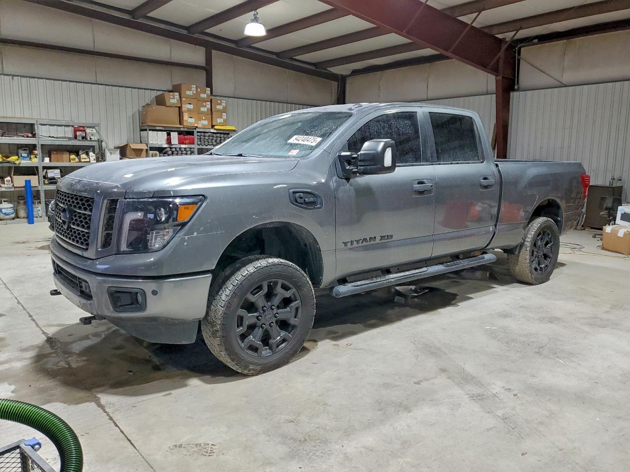 2018 NISSAN Titan