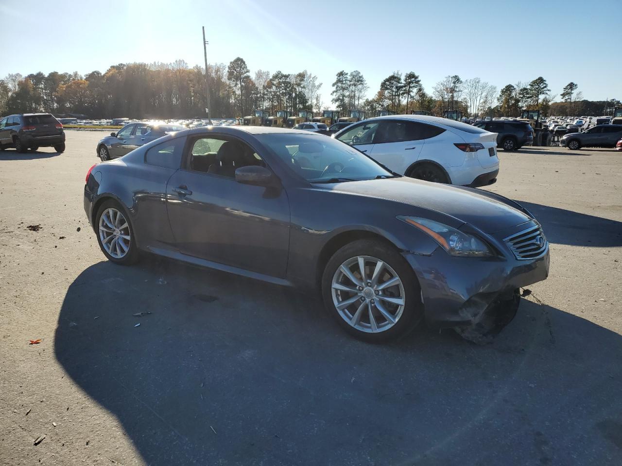 2012 INFINITI G37