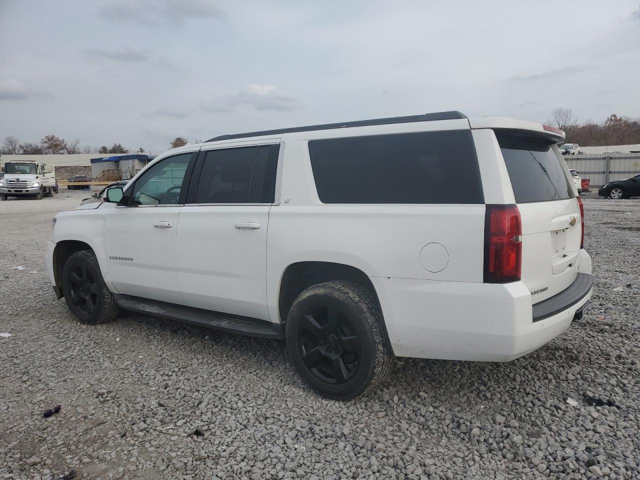 2016 CHEVROLET Suburban