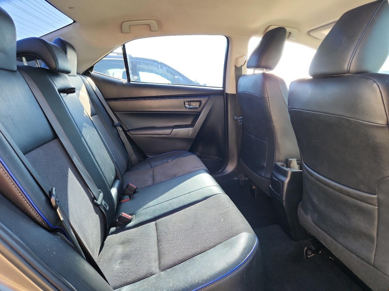 2017 TOYOTA COROLLA