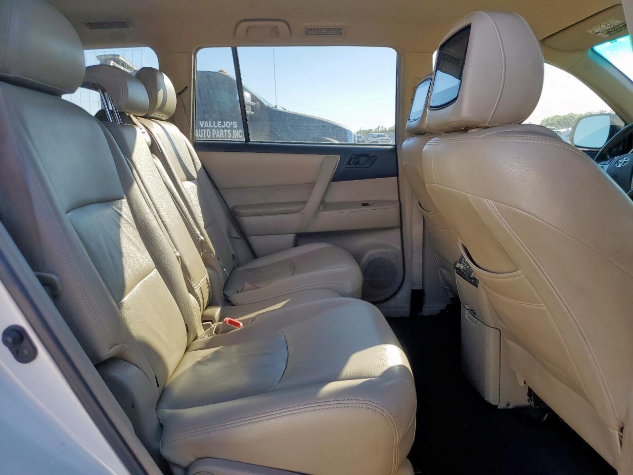 2013 TOYOTA HIGHLANDER