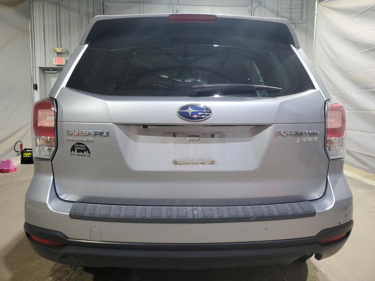 2017 SUBARU FORESTER