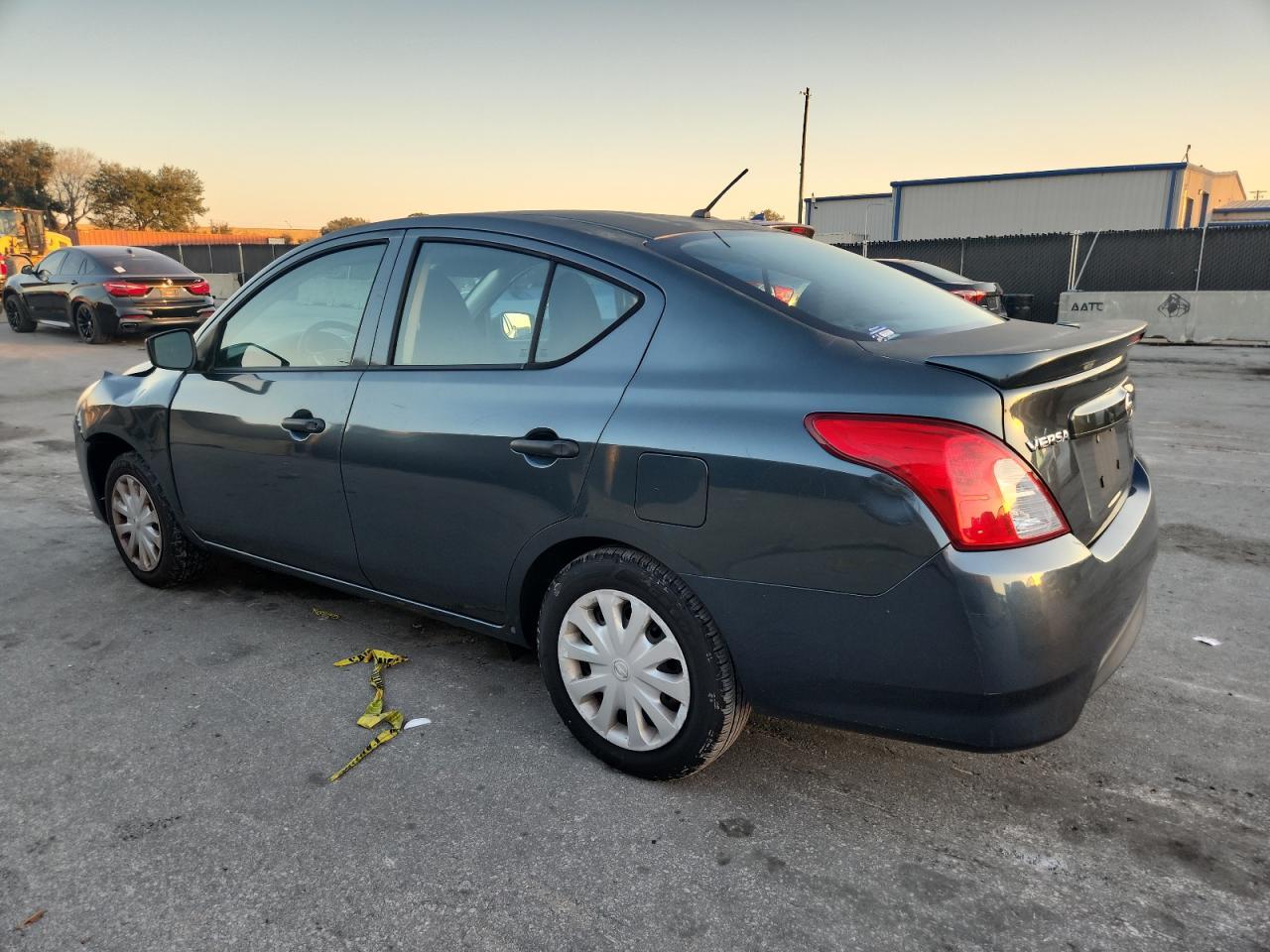 2017 NISSAN VERSA