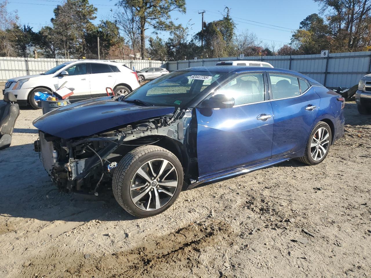 2023 NISSAN Maxima