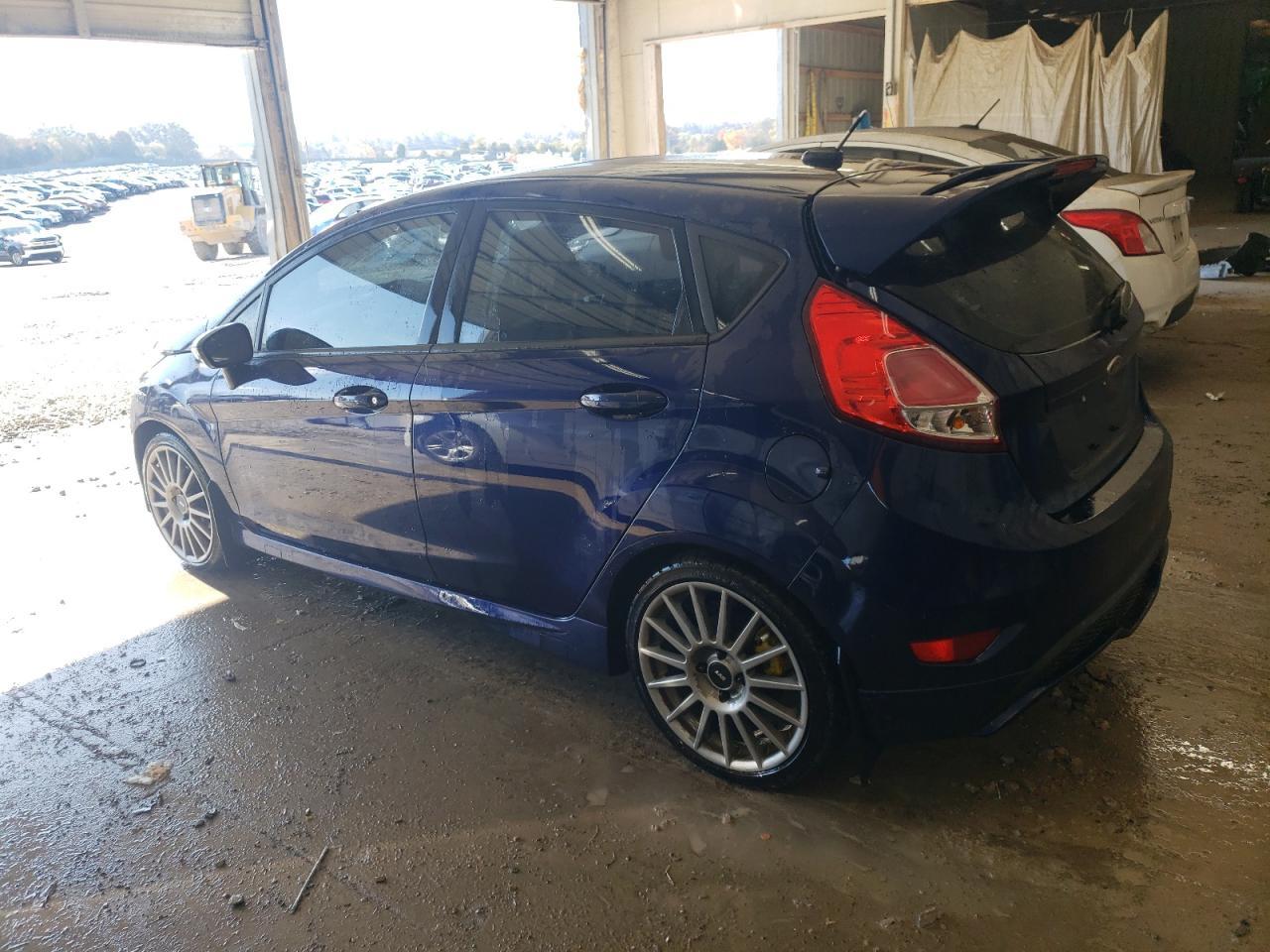 2016 FORD Fiesta
