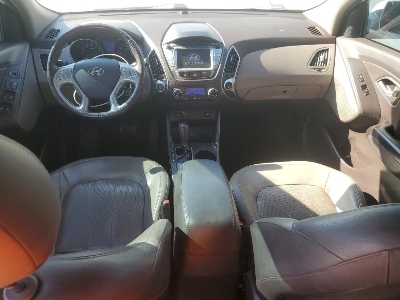 2012 HYUNDAI TUCSON
