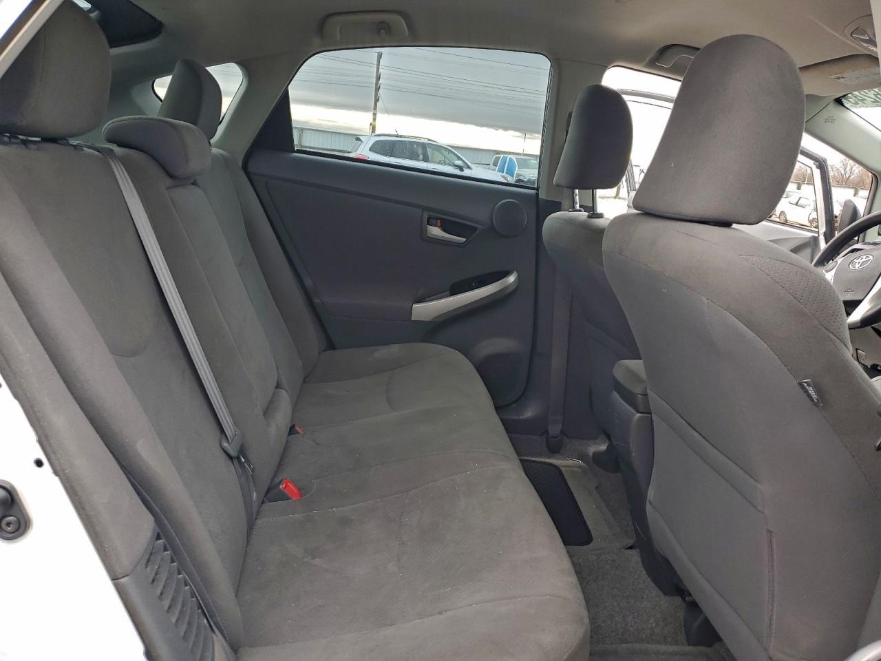 2011 TOYOTA PRIUS