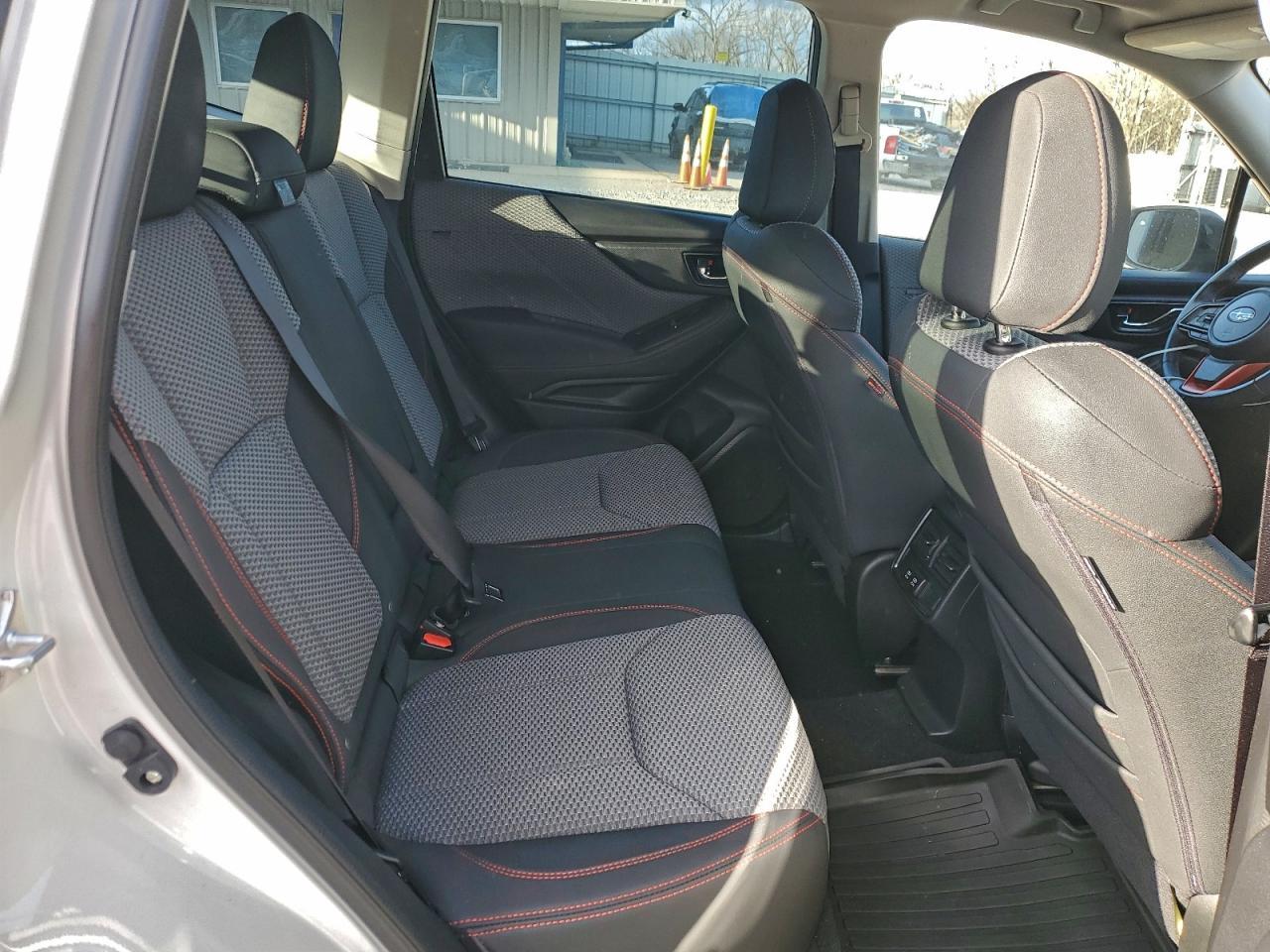 2023 SUBARU FORESTER