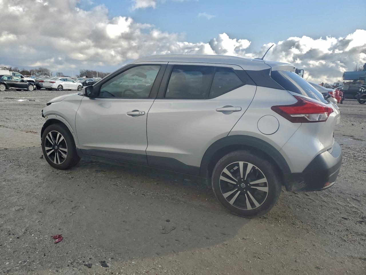 2019 NISSAN KICKS
