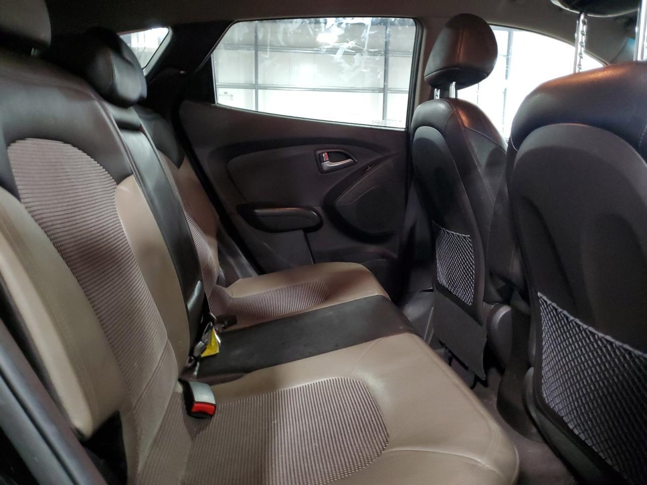 2012 HYUNDAI TUCSON