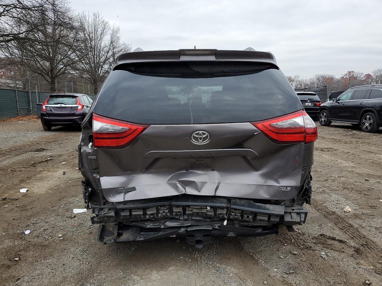 2020 TOYOTA SIENNA