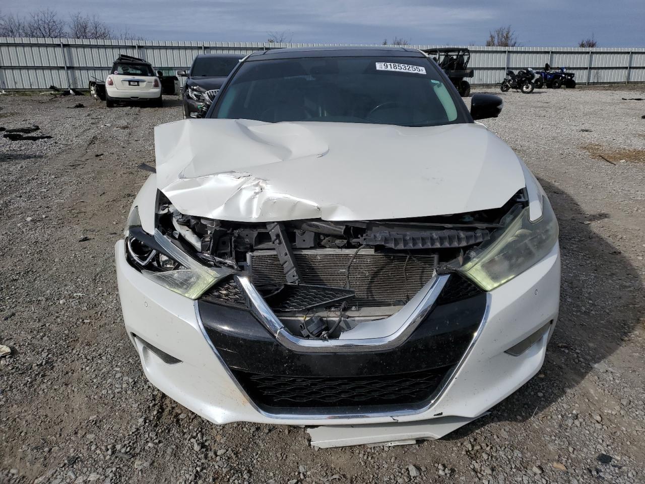 2016 NISSAN Maxima