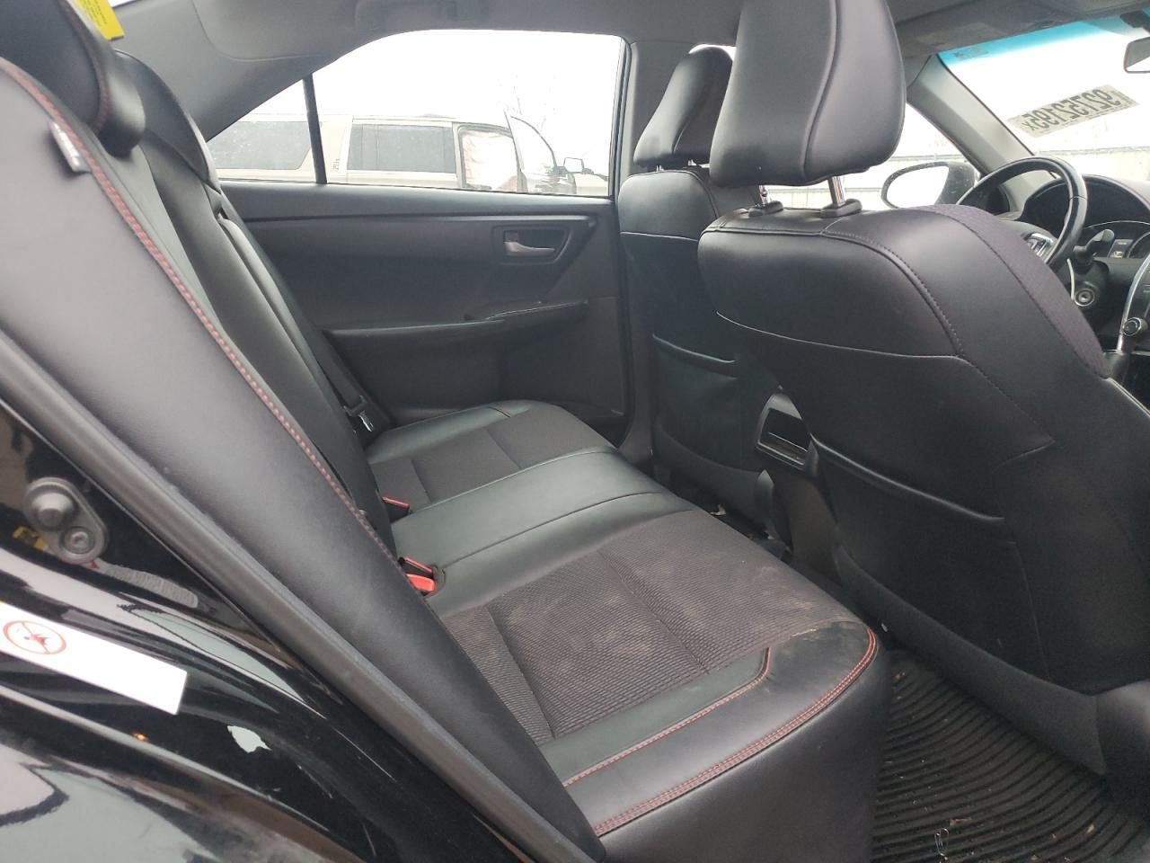 2017 TOYOTA CAMRY