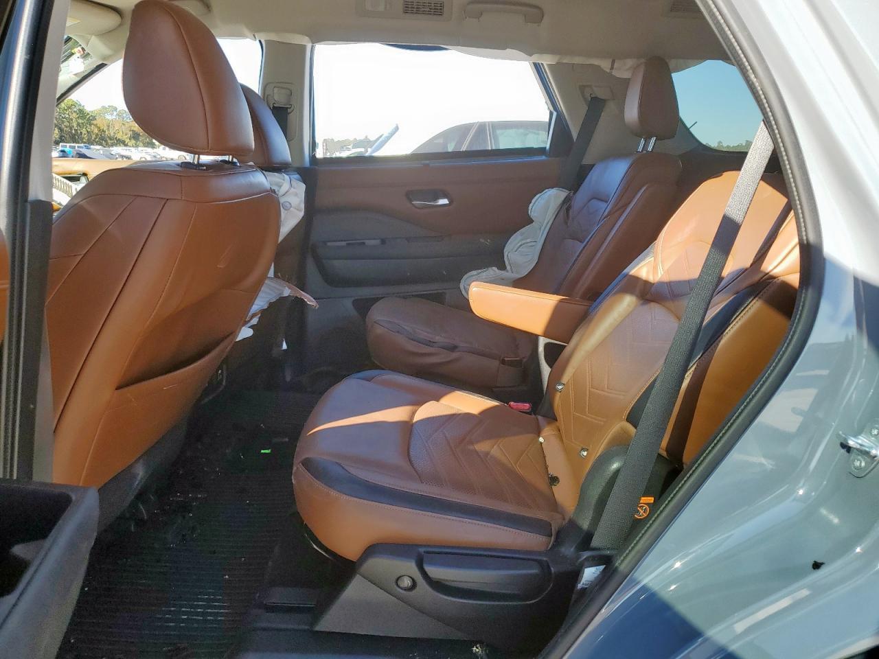 2022 NISSAN PATHFINDER