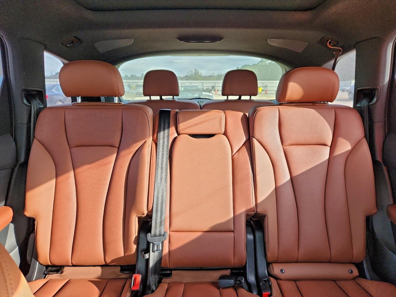2021 AUDI Q7