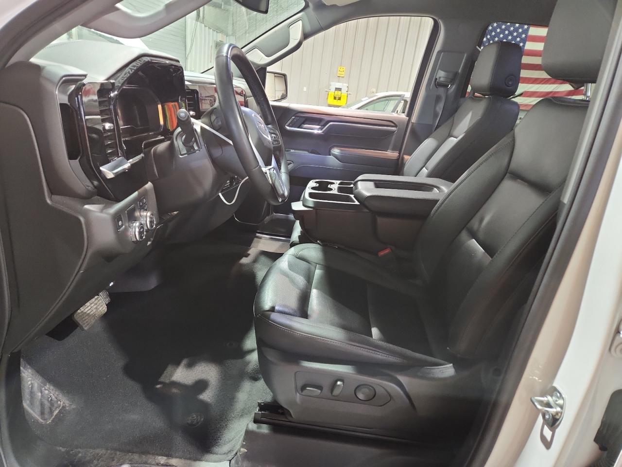 2025 GMC Sierra