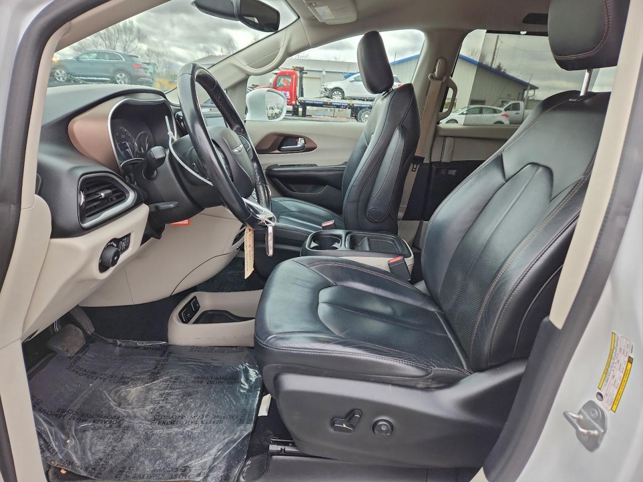 2019 CHRYSLER Pacifica