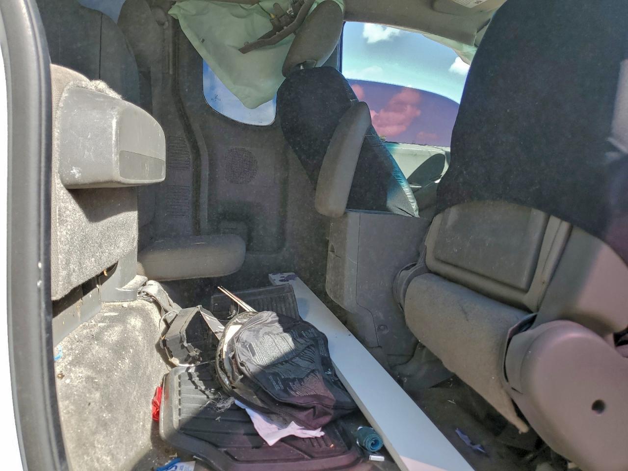 2012 NISSAN Frontier