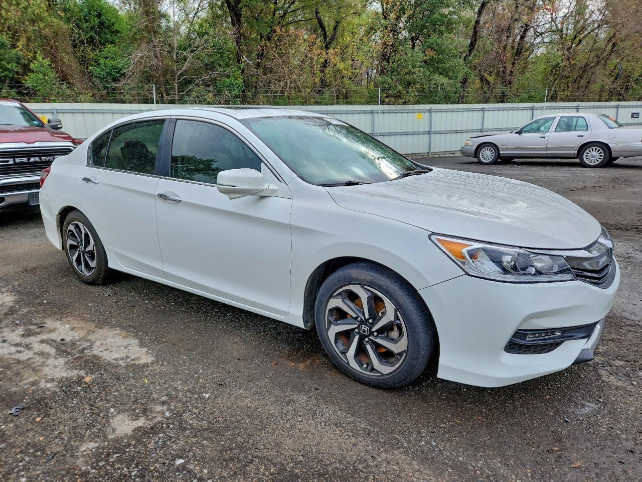 2017 HONDA ACCORD