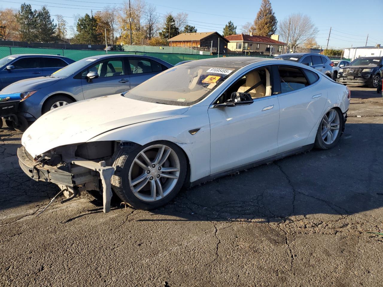 2013 TESLA MODEL S