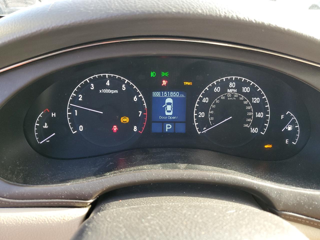 2009 HYUNDAI GENESIS