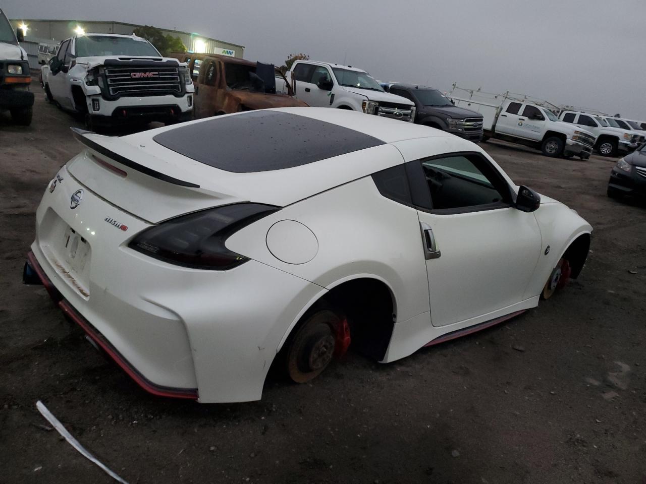 2016 NISSAN 370Z
