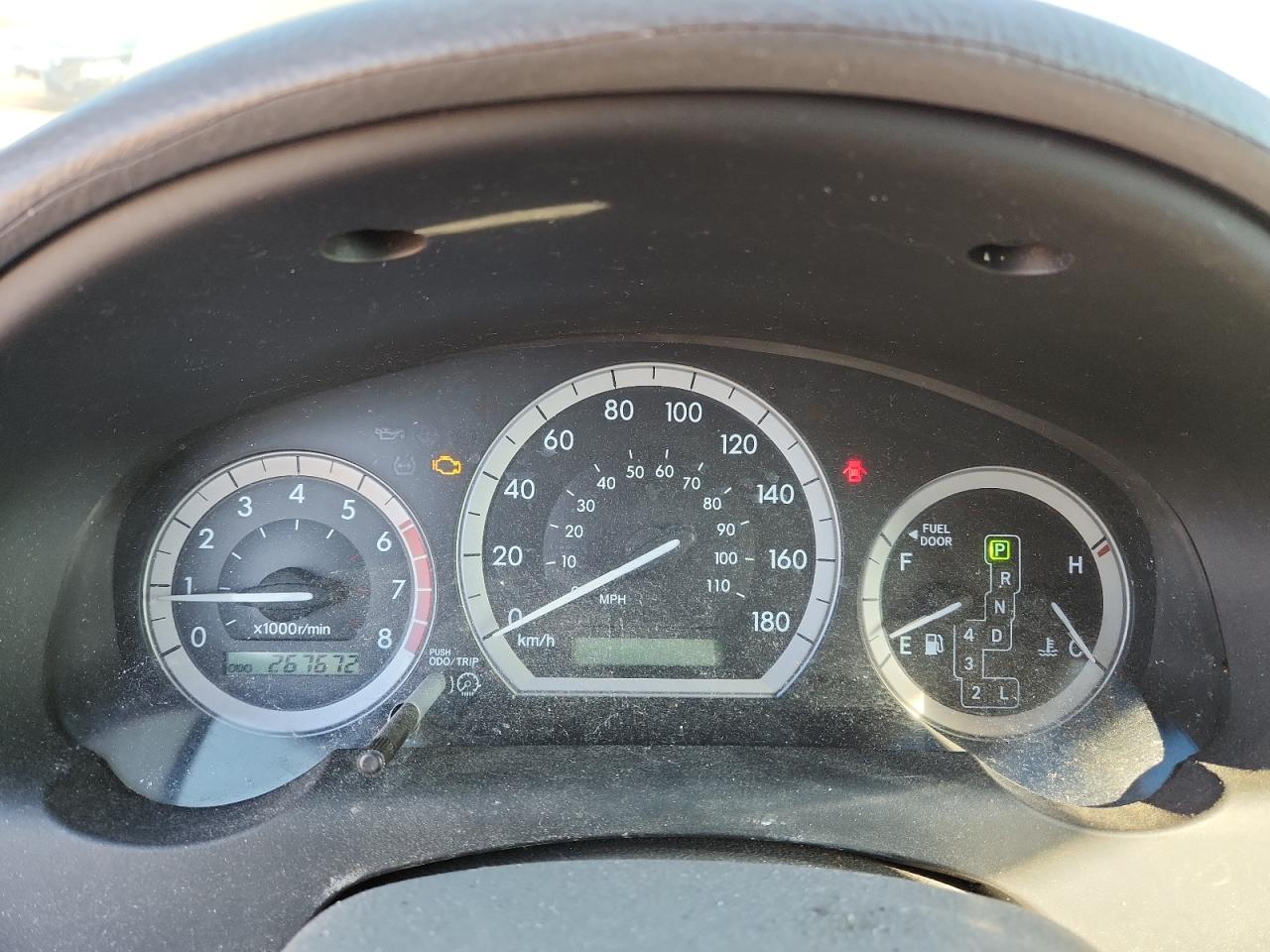 2004 TOYOTA SIENNA