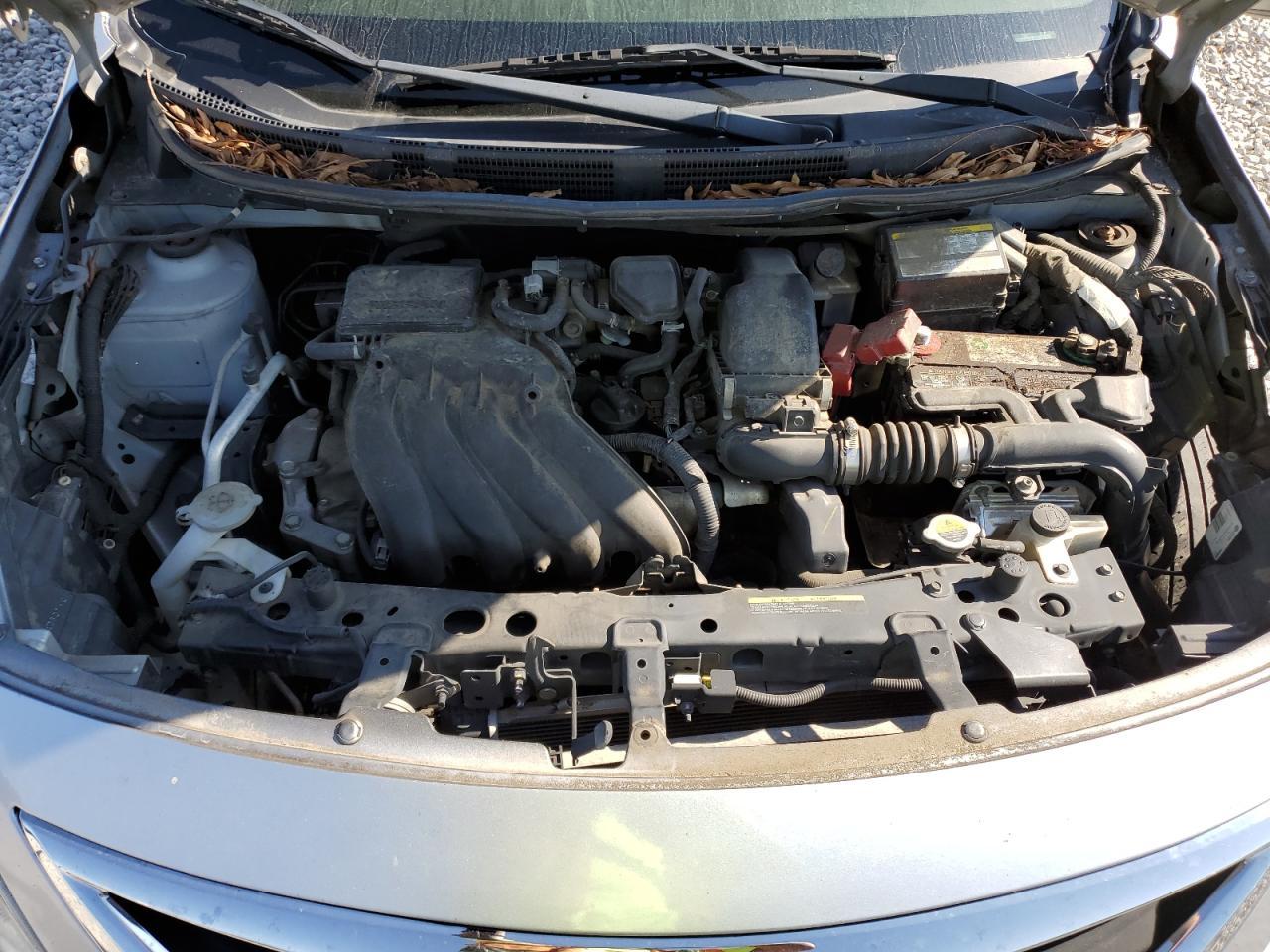2017 NISSAN VERSA