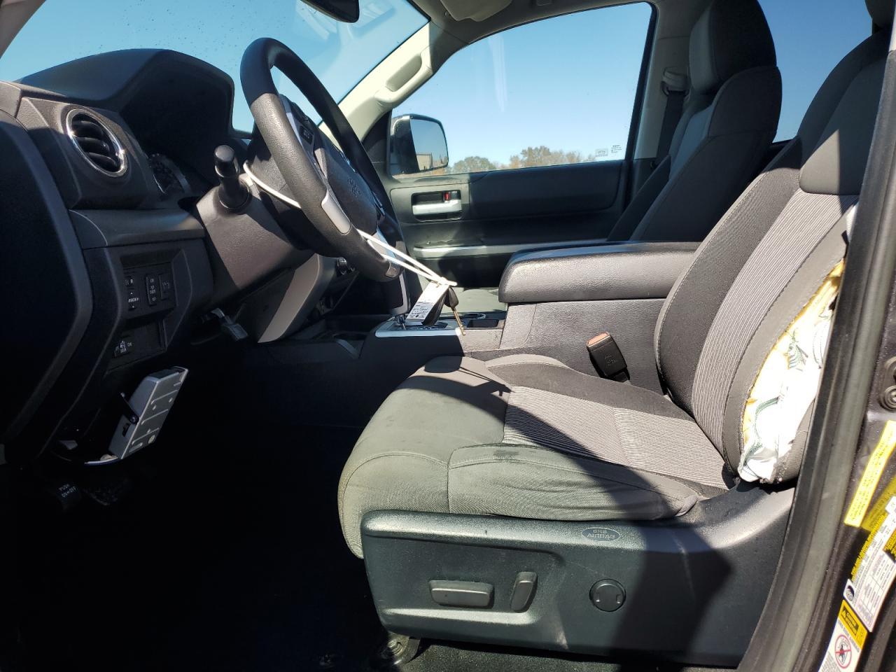 2017 TOYOTA TUNDRA