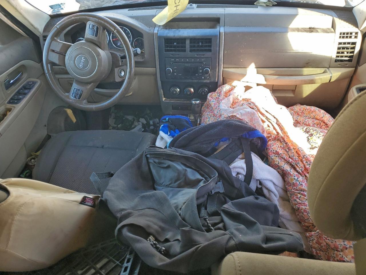2011 JEEP Liberty