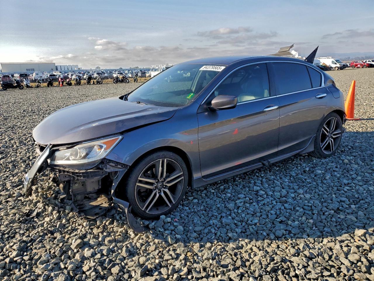 2017 HONDA ACCORD